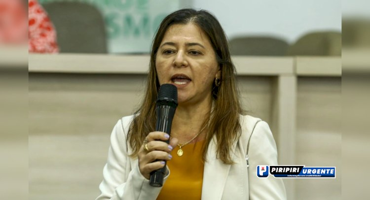 Prefeita Carmen Gean é alvo de investigação no TCE por construir praça em apenas quatro dias